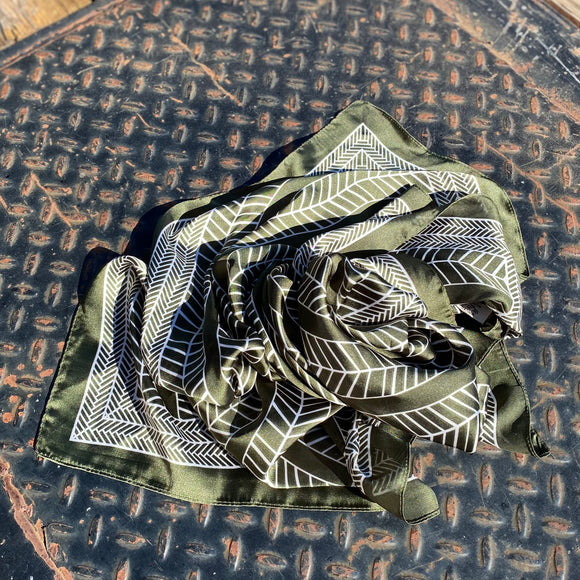 Olive Geometric Wild Rag