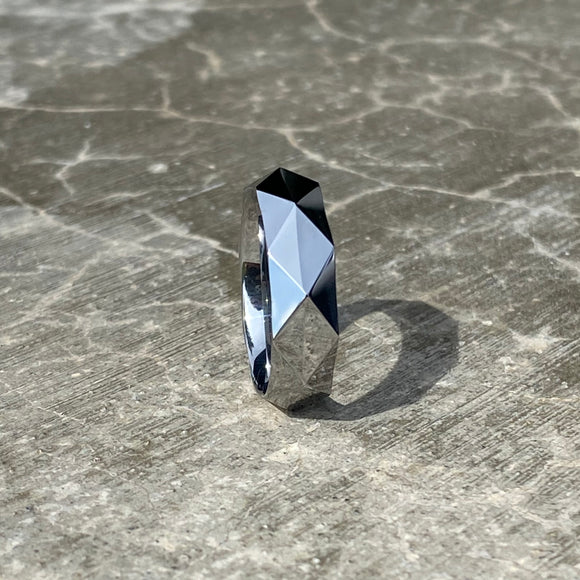 The EVERYDAY Tungsten Ring in Silver
